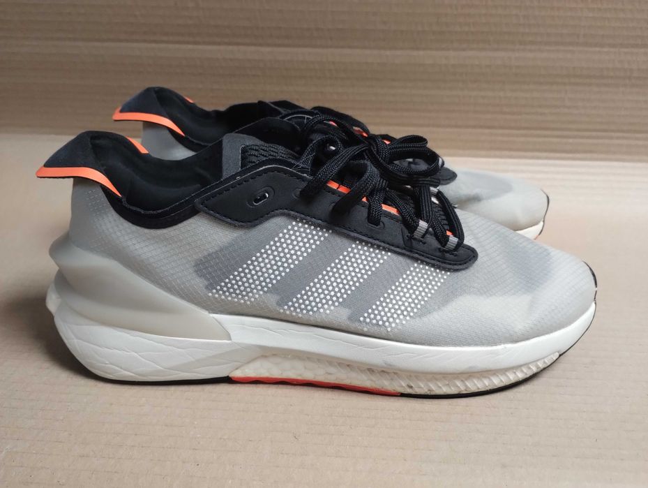 buty sportowe sneakersy adidas Avryn Shoes 43 1/3