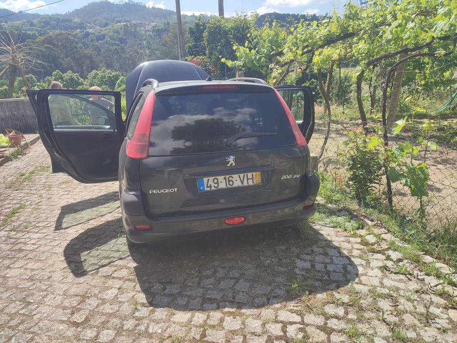 Vende-se Peugeot 206