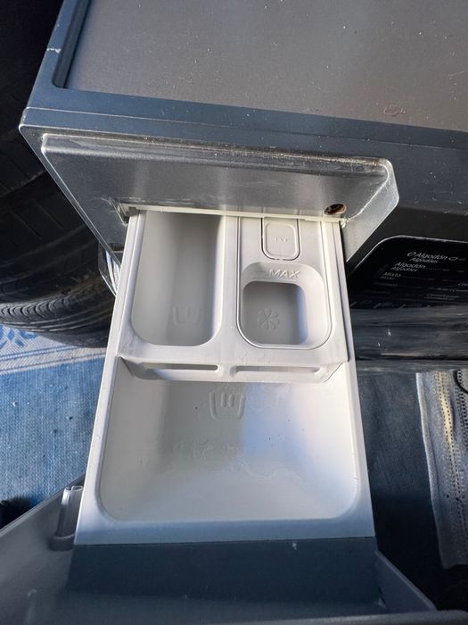 Maquina de lavar roupa