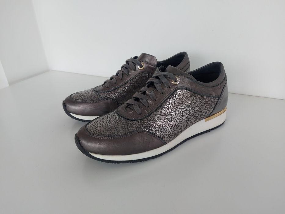 Buty adidasy skórzane Prima Moda w rozmiarze 40