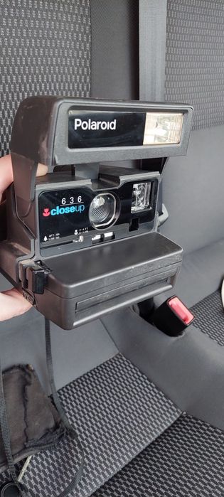 Фотоапарат поляроид