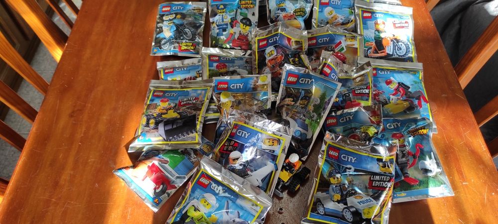 Lego 21 polybags e revista city