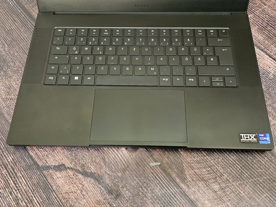 Razer Blade 15 RZ09-0421 (i9-12900H/16Gb/RTX 3080Ti/SSD 1Tb/4K 144Hz)