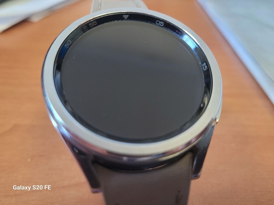 Samsung Galaxy Watch6 Classic 43 mm LTE / eSIM – SM-R955F