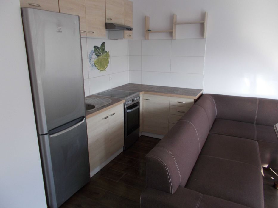 Do wynajęcia –2 pokoje z balkonem i garażem ul .Gnieżnieńska