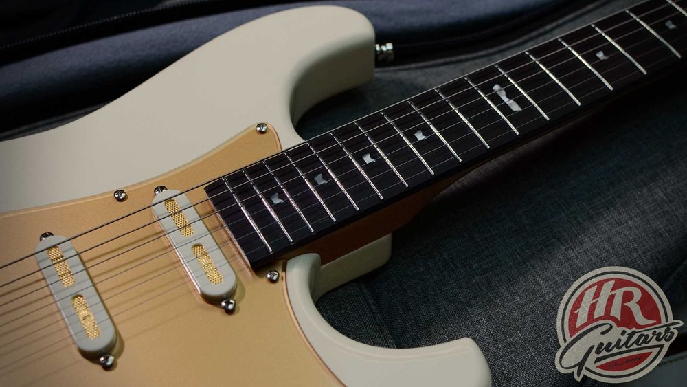 Baum Celestor Stratocaster, gitara elektryczna