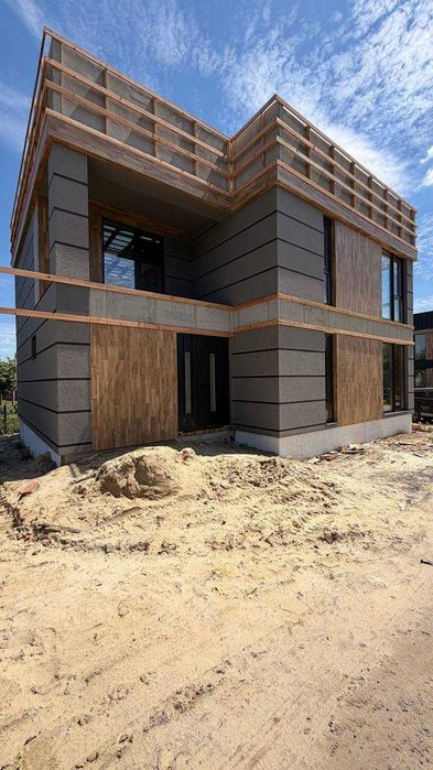 Продаж сучасного двоповерхового будинку в с. Бірки, вул.Сагайдачного