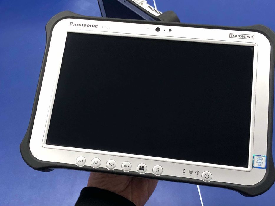 Tablette Panasonic Toughbook FZ-G1 - I5, 8Go RAM, 256Go SSD, Windows 10, Avec Poignée