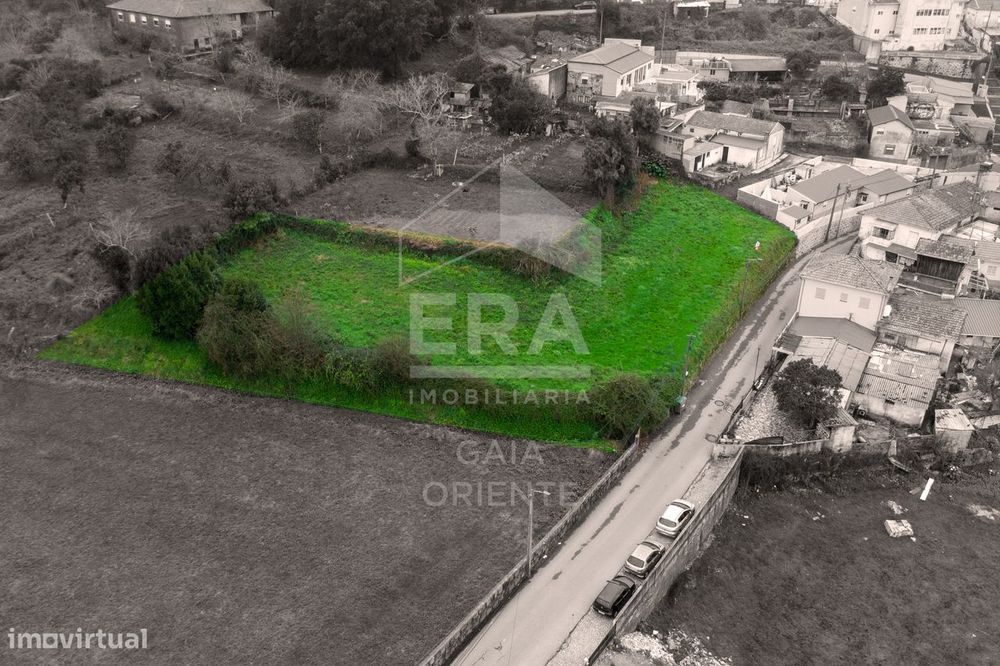 Terreno 1730 m² em Pedroso