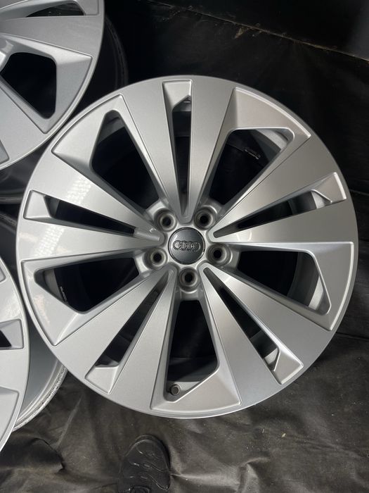 Диски R19 5x112 Et20 8.5J. Audi Q8 Q7 Q5 A8 A7 A6 A5 E-tron Tiguan