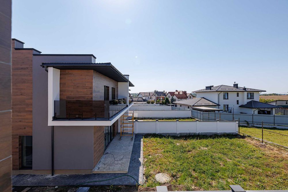 Продаж котеджів в Сокільниках біля озера Козацька рада