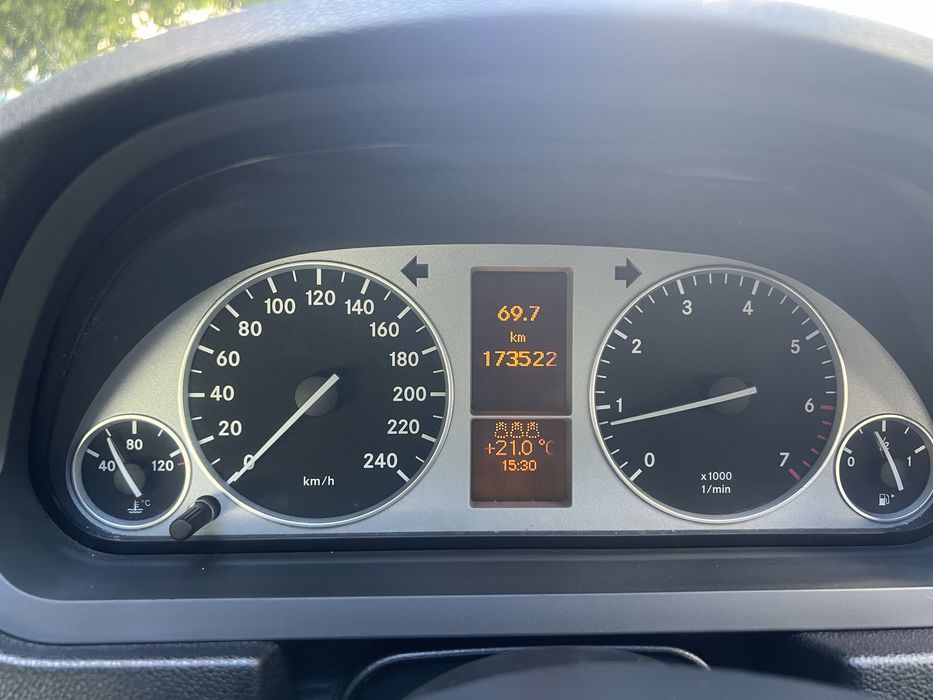 Mercedes B200 Turbo (gasolina)