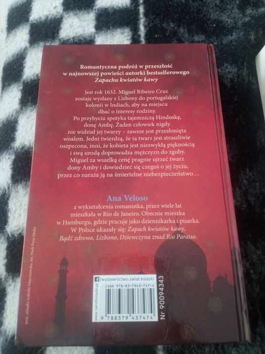 Książka Ana Veloso Woal