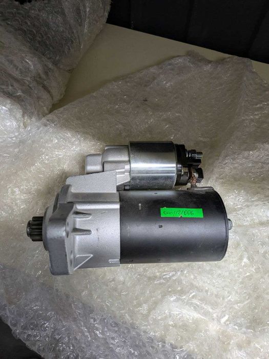 Стартер VW Caddy Golf Sharan Skoda Octav 0001121006 Bosch відновлений