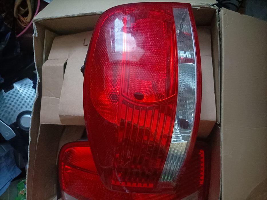 Vendo ópticas Faróis traseiros farolins Audi A 3  ano 2003 bom estado