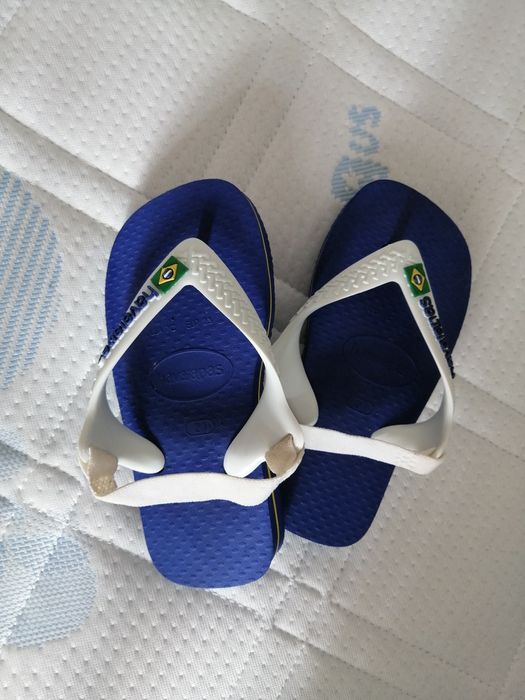 Vendo roupa bebé 18-24 a preço simbólico