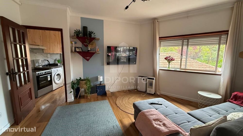 Apartamento T2 mobilado no Candal, próximo ao arrábida Shopping -  Dis