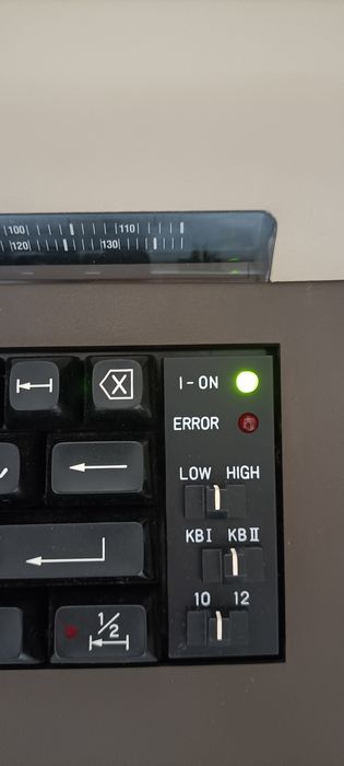 Máquina escrever Facit