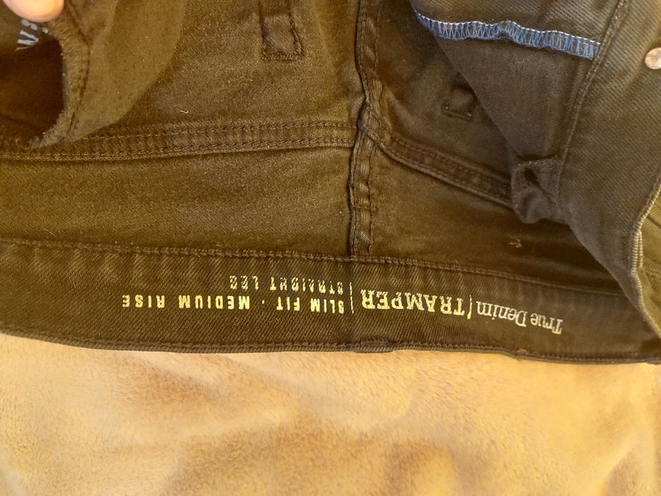 mustang tramper medium slim fit czarne jens