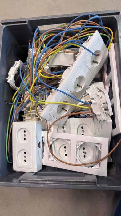 Fichas eléctricas disjuntores e outros