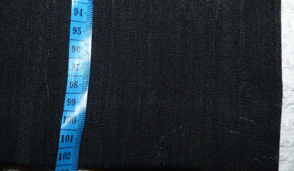 Женский брючный костюм