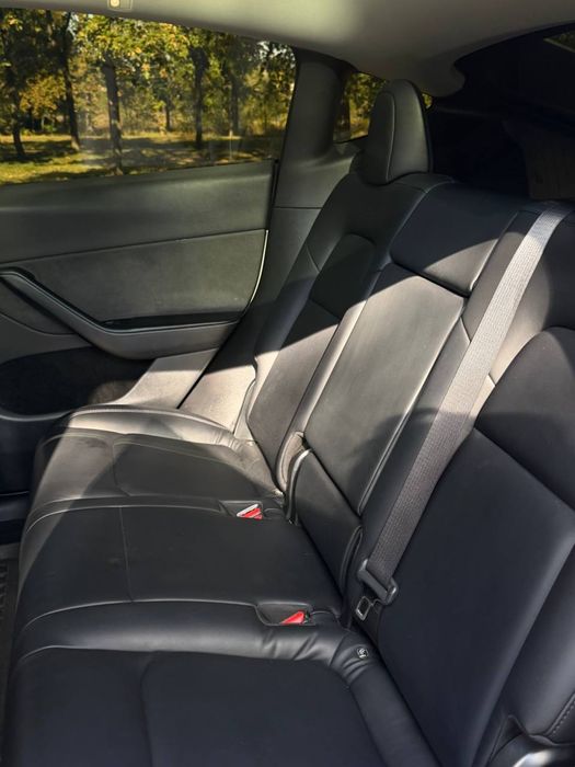 Продам автомобіль Tesla Model Y PERFORMANCE!!!