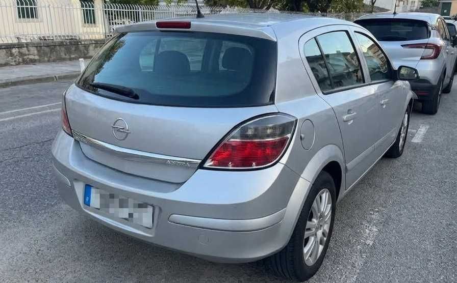 Opel Astra 1.3 CDTI