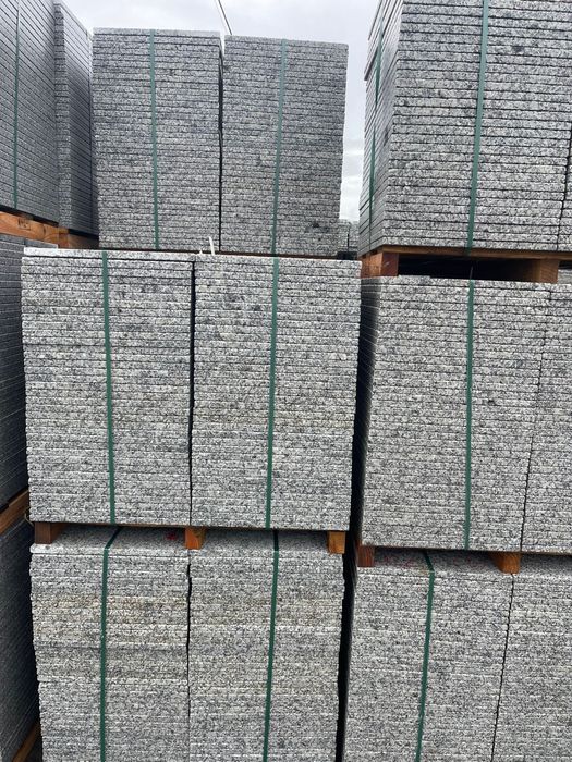 Granito Cinza moinhos a 2 cm esp.