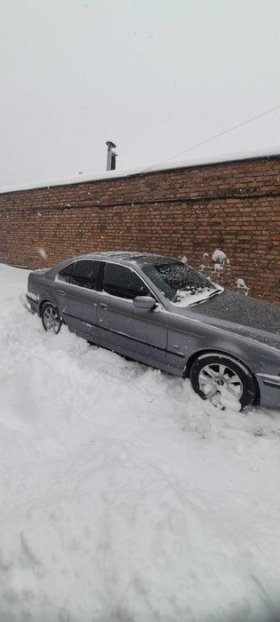 BMW e39 2,8 бензин