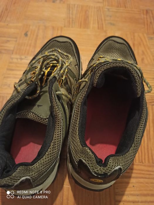 Sapatilhas trekking Berg 45