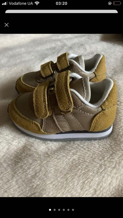 Кросівки дитячі на липучках