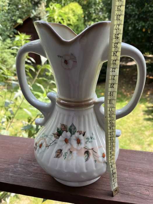 Ceramiczny wazon