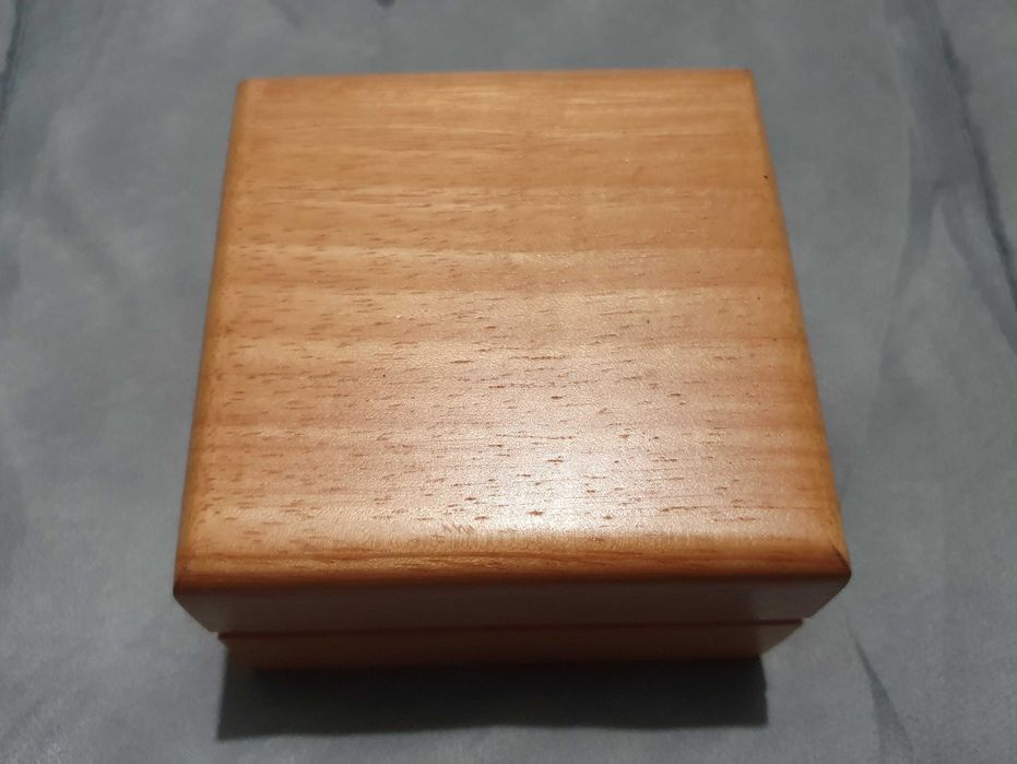 Caixa relõgio Roamer of Switzerland, em madeira - vintage