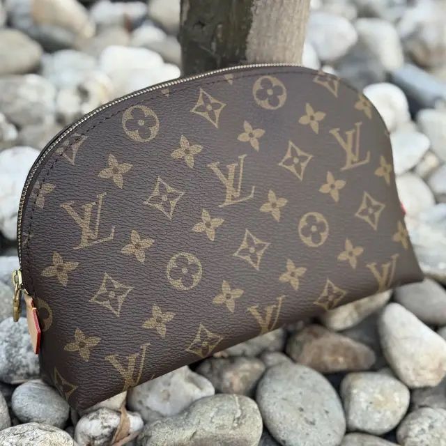 Косметичка Louis Vuitton шкіра