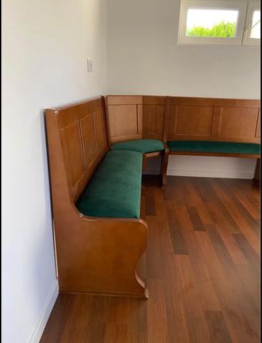 Banco estofado de canto