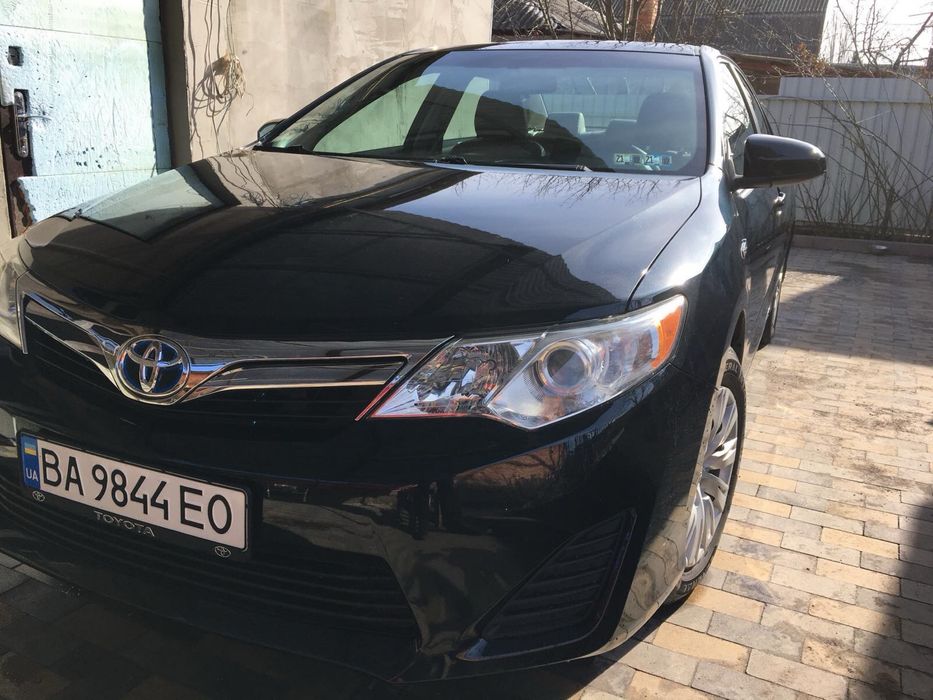 Продам Toyota Camry Тойота Кемри гібрид