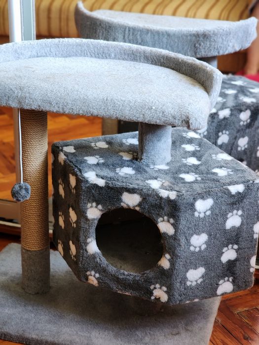 Когтеточка для кота 50х61,5 / домик для котика