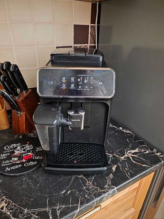 Кавомашина кавоварка Philips EP2230 2200 LatteGo