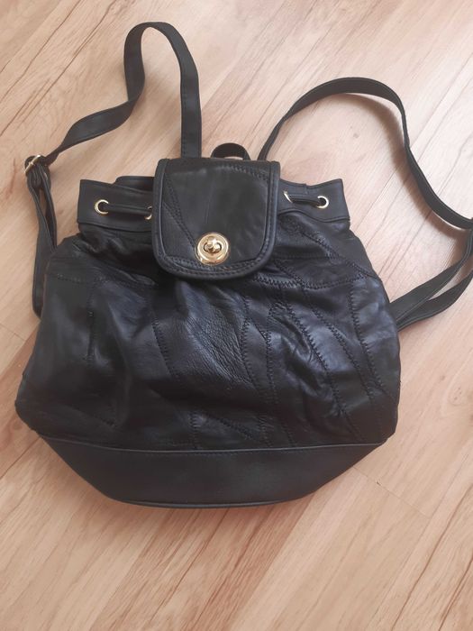 Damski mały plecak czarny skórzany