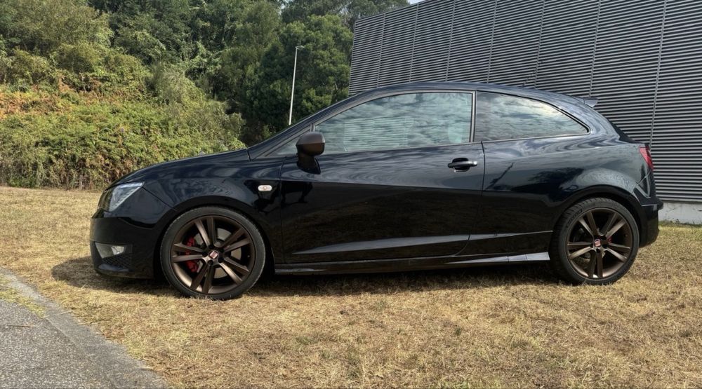 Seat Ibiza Cupra 1.8 TSI 240 CV Ano 2017 ( 65.000 KM )
