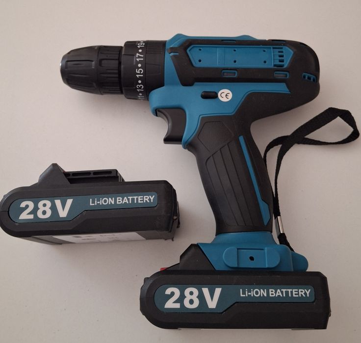 AParafusadora multifunções 28V447438397522595840