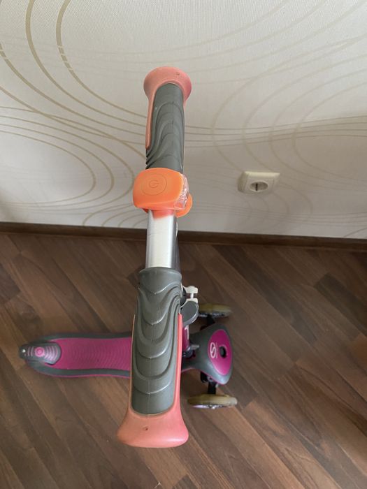 Детский самокат Globber Fold Up Elite Deluxe розовый
