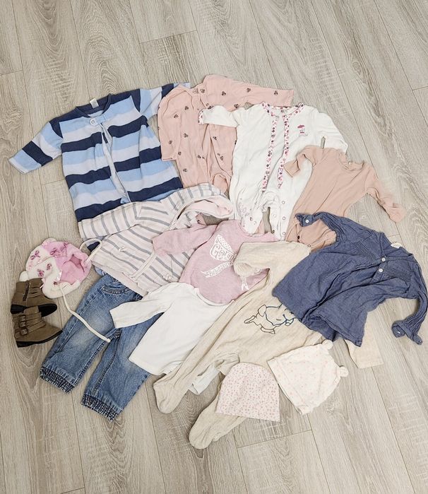 Віддам дитячий одяг 3-6м, набір одягу