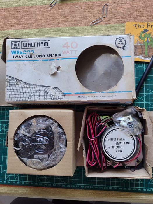 Walthan Car Speaker Columns, 40 W, Single-Way64168951291137120