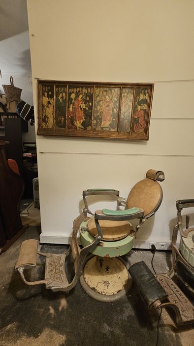 Cadeiras de Barbeiro Antigas