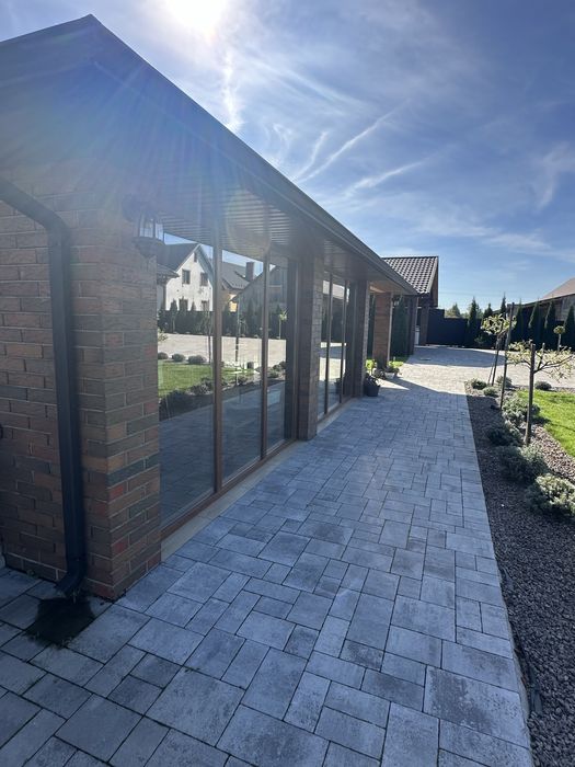 Продам сучасний будинок