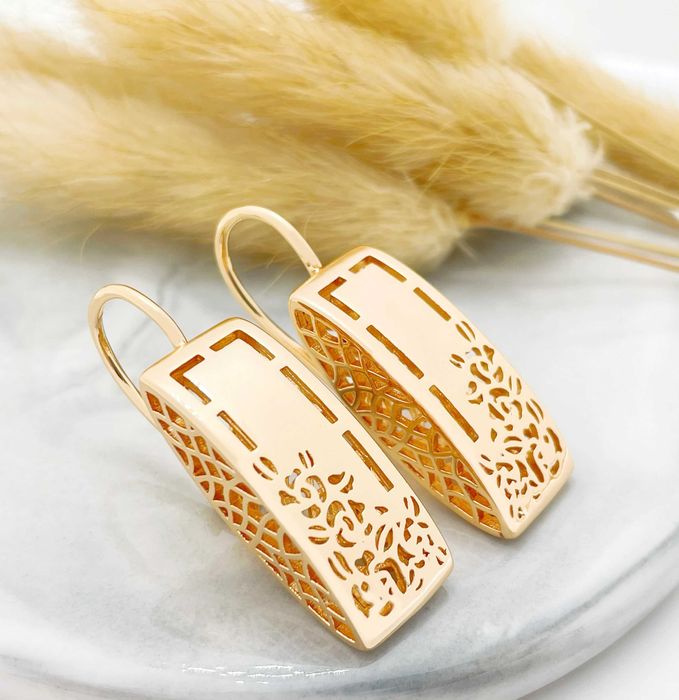 Серьги-"бокси" золотого цвета