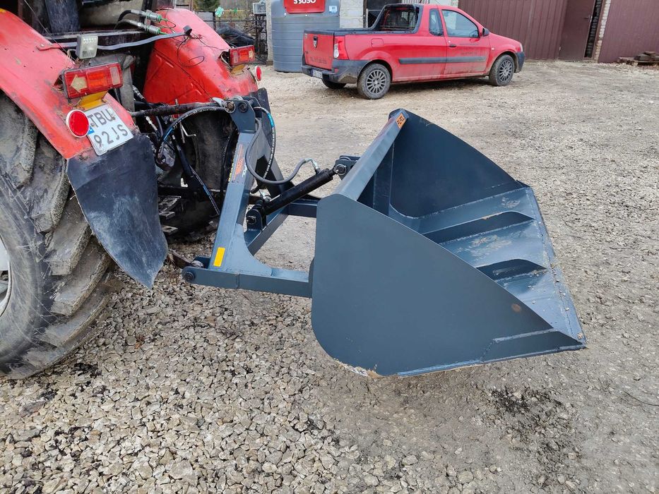 Łycha Szufla na Tuz traktora z kiprem z hydraulika Pług c330 c360