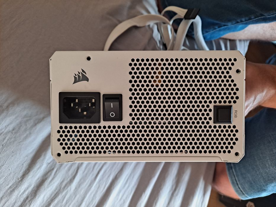 PSU 650 watt Corsair 80+Bronze