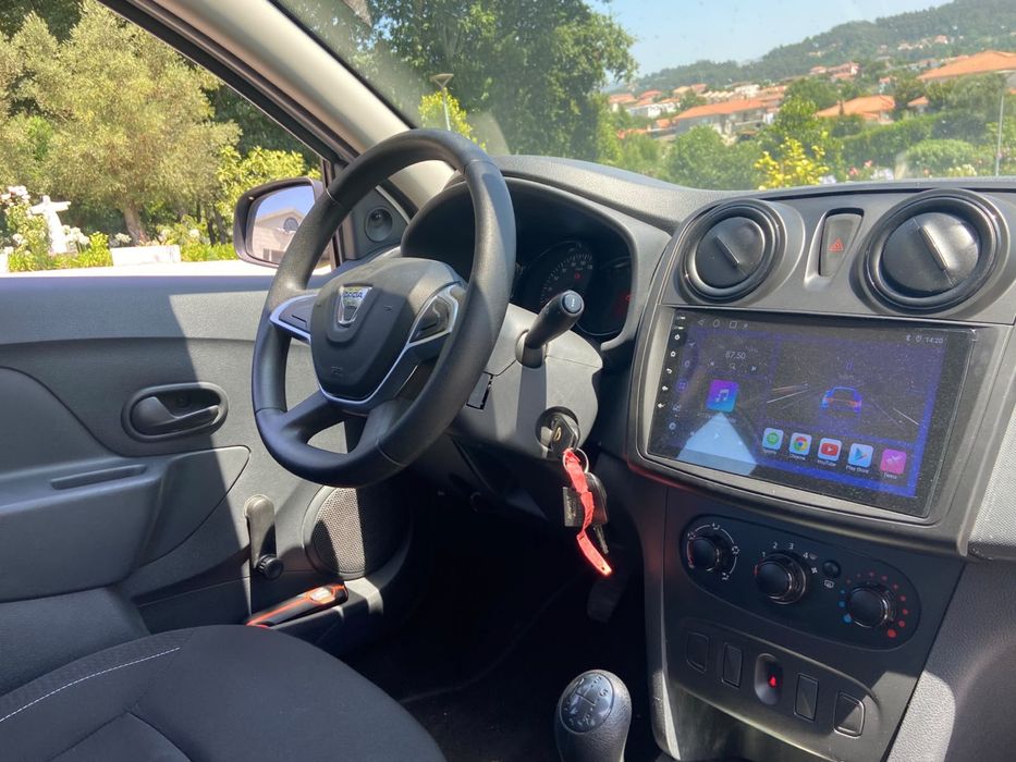 Dacia Sandero — fotografia 9